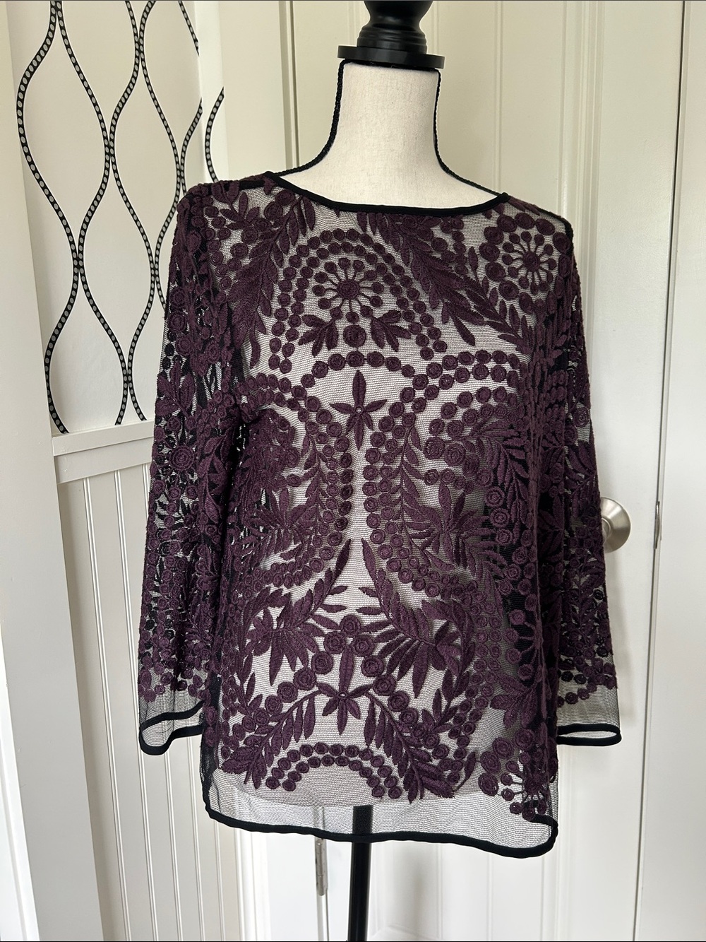 Women's Lace Overlay Long-Sleeve Top - Dark Plum